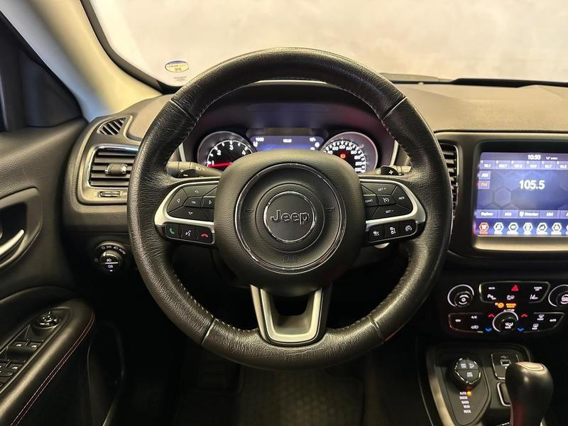 Foto do veículo JEEP COMPASS  TRAILHAWK D 2018 106.000 KM 92.900,00