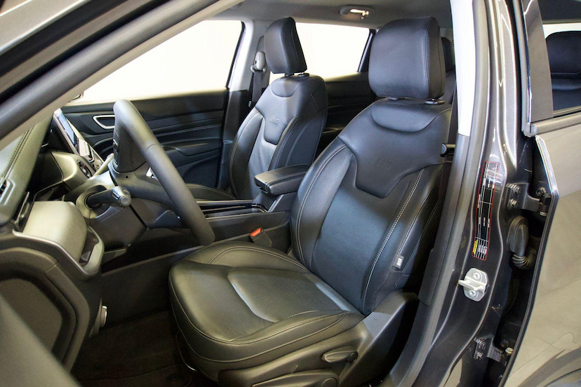 Foto do veículo JEEP COMPASS  LONGITUDE T270 TURBO FLEX AUT. 2025 10.101 KM 142.900,00