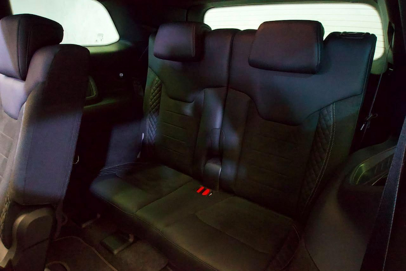 Foto do veículo JEEP COMMANDER COMMANDER BLACKHAWK 2025 21.427 KM 209.900,00