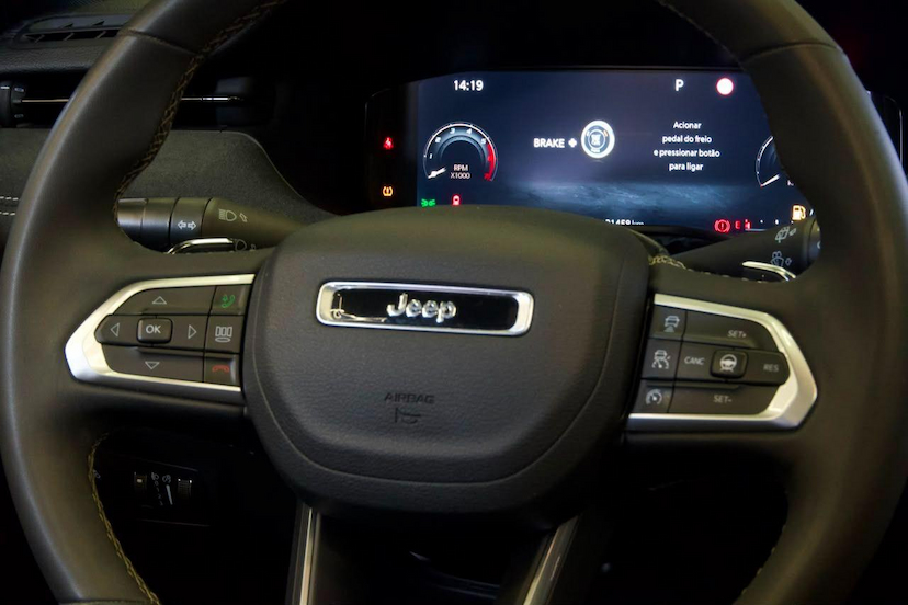 Foto do veículo JEEP COMMANDER COMMANDER BLACKHAWK 2025 21.427 KM 209.900,00