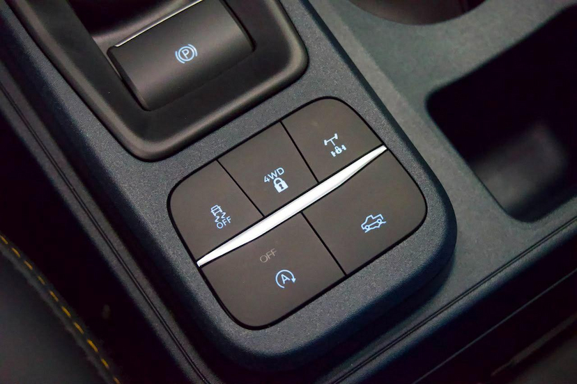 Foto do veículo FORD MAVERICK  TREMOR 2.0 ECOBOOST 4WD AUT. 2025 5.438 KM 219.900,00