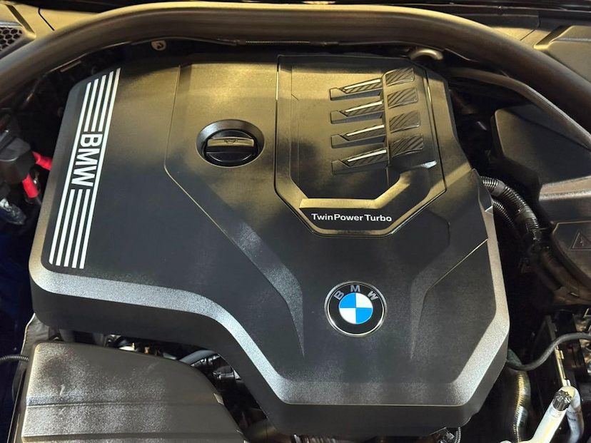 Foto do veículo BMW 320I  M SPORT FLEX 2023 35.965 KM 265.900,00