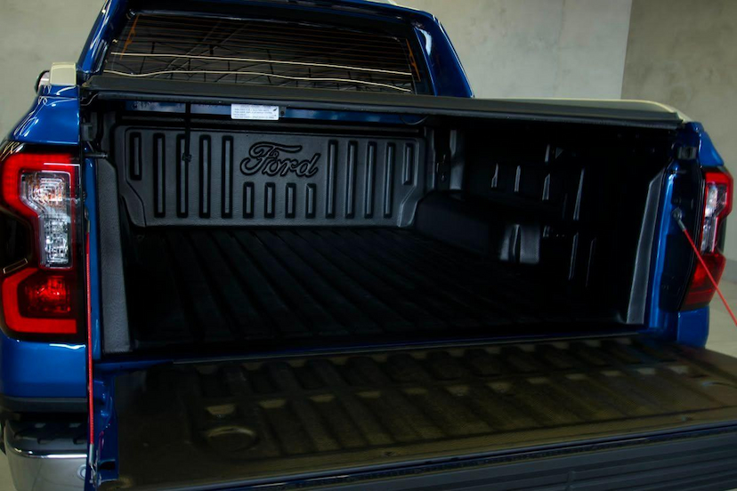 Foto do veículo FORD RANGER  LIMITED P CABINE DUPLA DIESEL 2026 8.134 KM 325.900,00