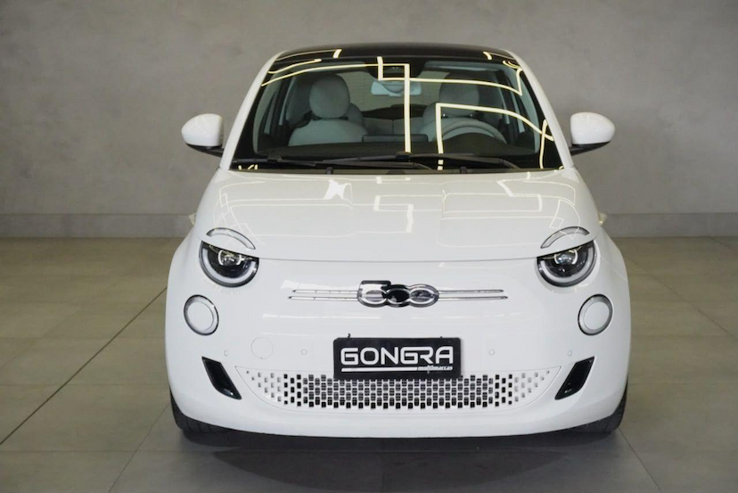 Foto do veículo FIAT 500 E ICON 2022 11.423 KM 135.900,00