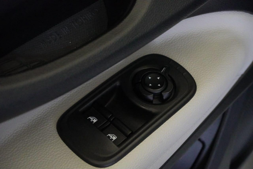 Foto do veículo FIAT 500 E ICON 2022 11.423 KM 135.900,00
