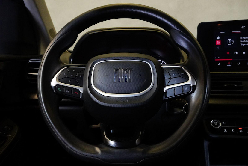 Foto do veículo FIAT PULSE  MT 2023 43.000 KM 85.900,00