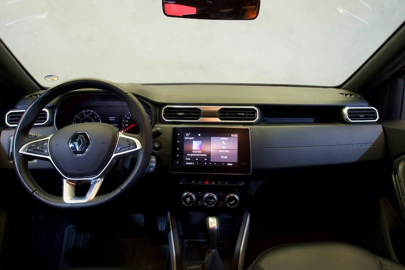 Foto do veículo RENAULT DUSTER  ICO16 CVT 2022 68.500 KM 89.900,00