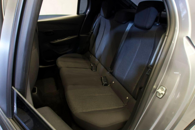 Foto do veículo PEUGEOT 208  LIKE MT 2023 65.800 KM 62.900,00
