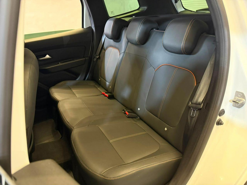 Foto do veículo RENAULT DUSTER  ICOUT TCE 2026 6.881 KM 122.900,00