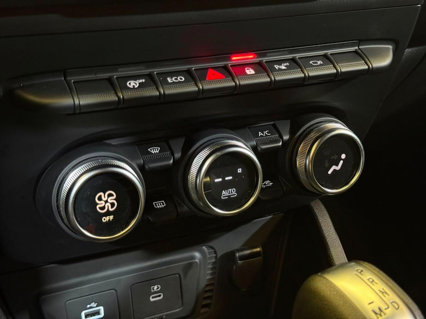 Foto do veículo RENAULT DUSTER  ICOUT TCE 2026 6.881 KM 122.900,00