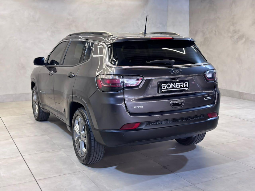 Foto do veículo JEEP COMPASS  LONG. T270 1.3 TB 4X2 FLEX AUT. 2024 13.648 KM 132.900,00