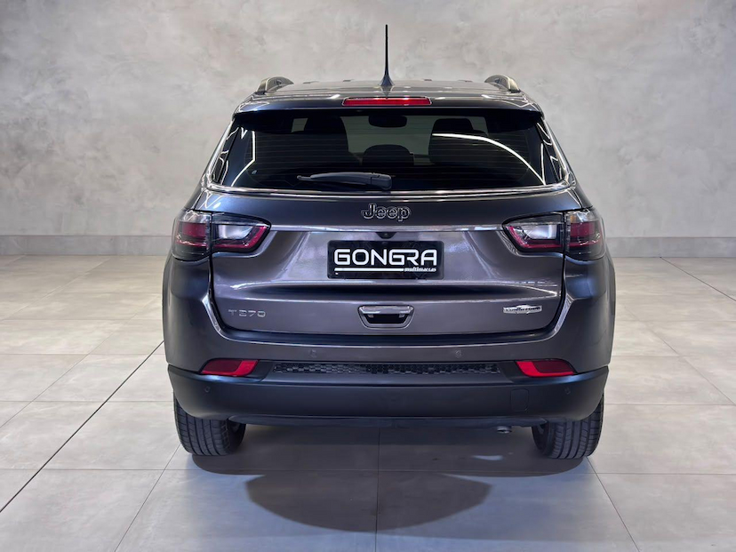 Foto do veículo JEEP COMPASS  LONG. T270 1.3 TB 4X2 FLEX AUT. 2024 13.648 KM 132.900,00