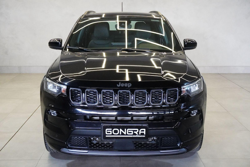 Foto do veículo JEEP COMPASS  SERIE S T 2025 7.490 KM 172.900,00