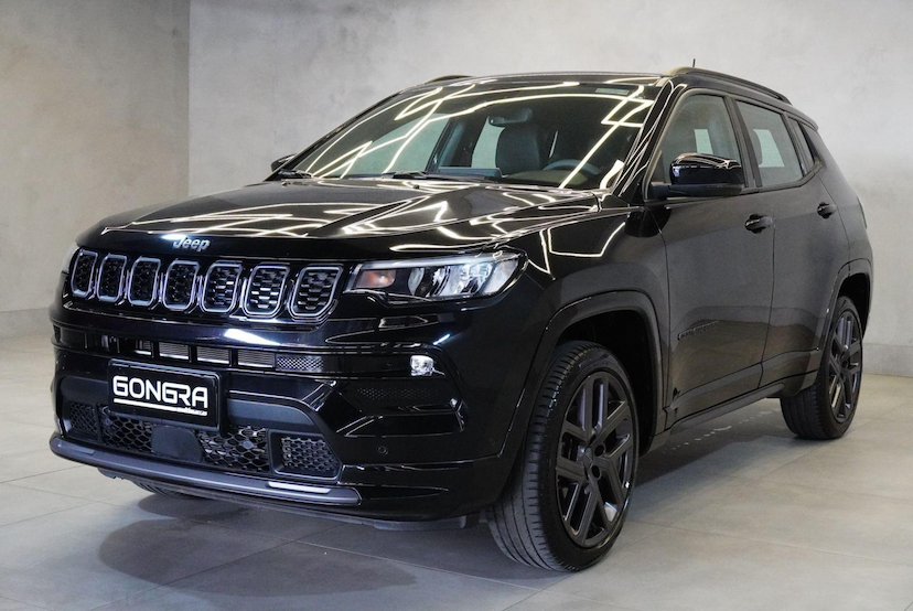 Foto do veículo JEEP COMPASS  SERIE S T 2025 7.490 KM 172.900,00