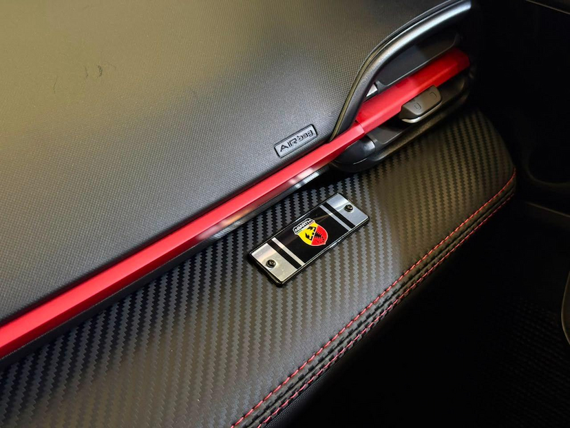Foto do veículo FIAT FASTBACK  ABARTH 270 2025 8.000 KM 134.900,00