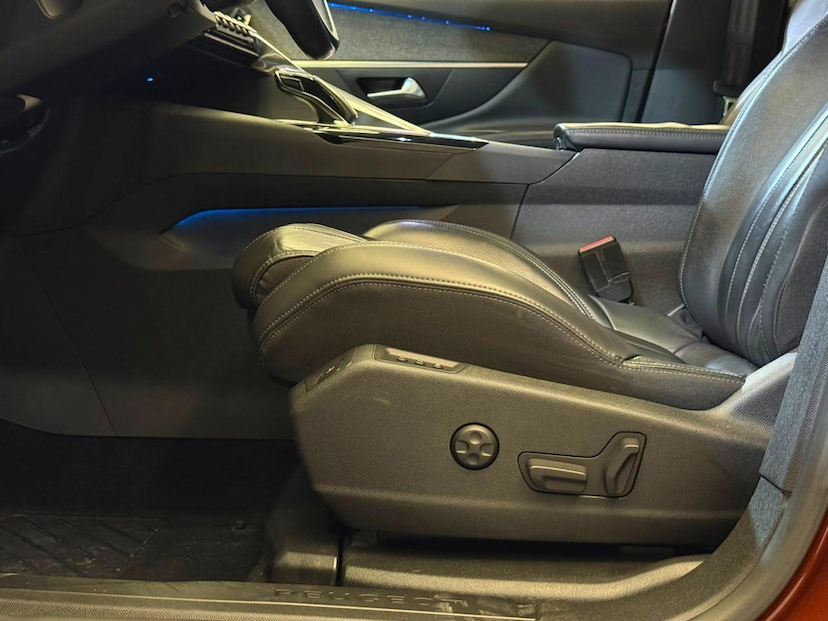 Foto do veículo PEUGEOT 3008  GRIFFE AT 2019 66.987 KM 107.900,00