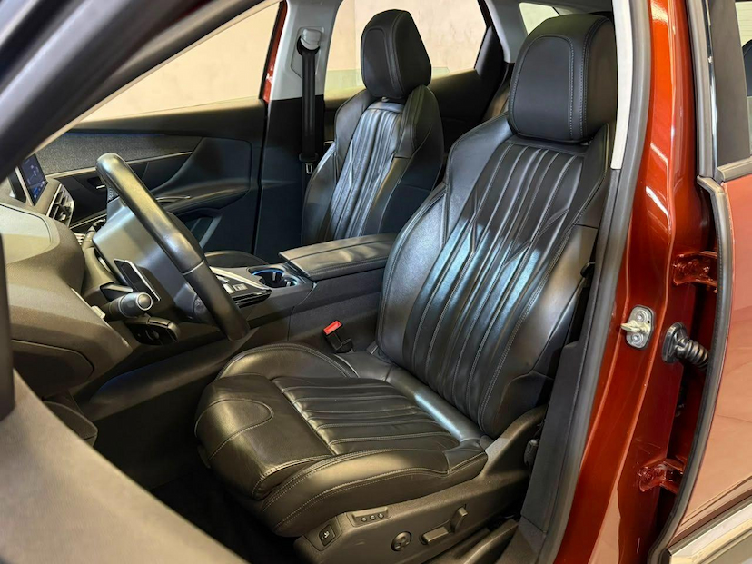 Foto do veículo PEUGEOT 3008  GRIFFE AT 2019 66.987 KM 107.900,00