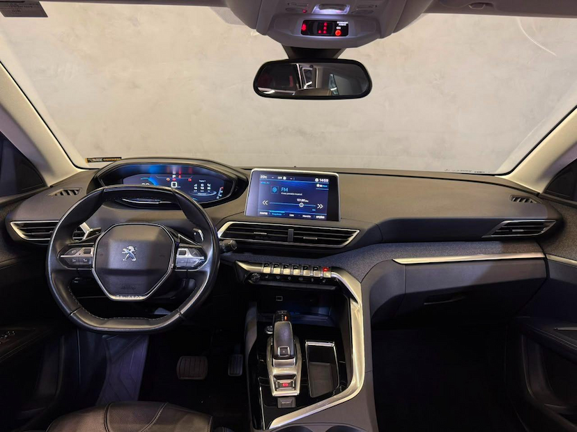 Foto do veículo PEUGEOT 3008  GRIFFE AT 2019 66.987 KM 107.900,00