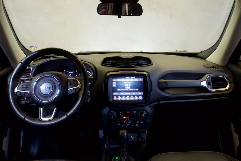 Foto do veículo JEEP RENEGADE  LNGTD AT 2021 53.230 KM 84.900,00