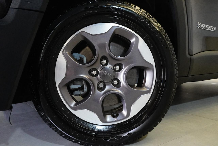 Foto do veículo JEEP RENEGADE  1.8 16V FLEX SPORT 4P AUTOMÁTICO 2016 110.250 KM 66.900,00