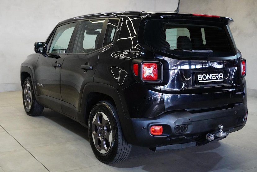 Foto do veículo JEEP RENEGADE  1.8 16V FLEX SPORT 4P AUTOMÁTICO 2016 110.250 KM 66.900,00