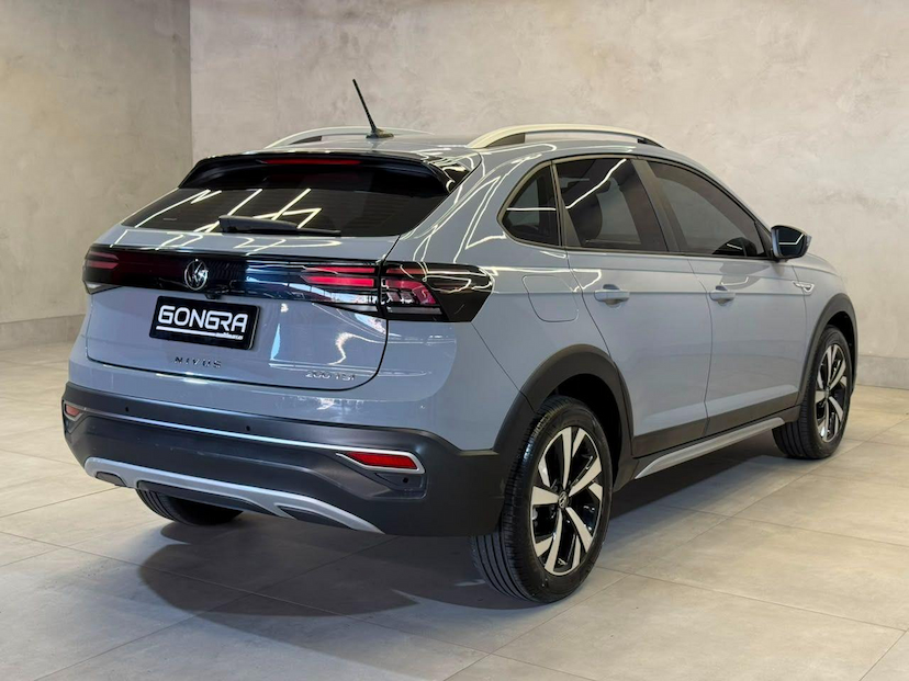 Foto do veículo VOLKSWAGEN NIVUS  HIGHLINE 1.0 200 TSI FLEX AUT. 2023 39.000 KM 112.900,00