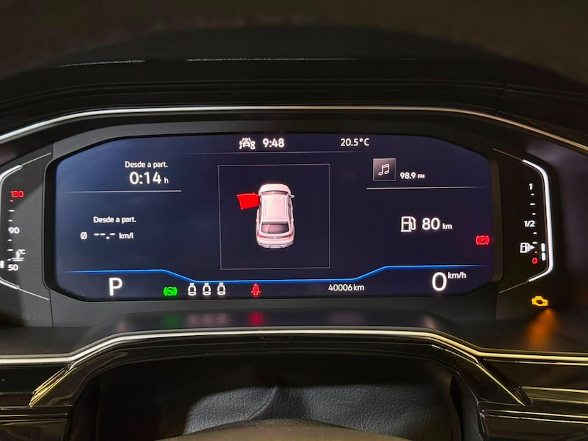 Foto do veículo VOLKSWAGEN NIVUS  HIGHLINE 1.0 200 TSI FLEX AUT. 2023 39.000 KM 112.900,00
