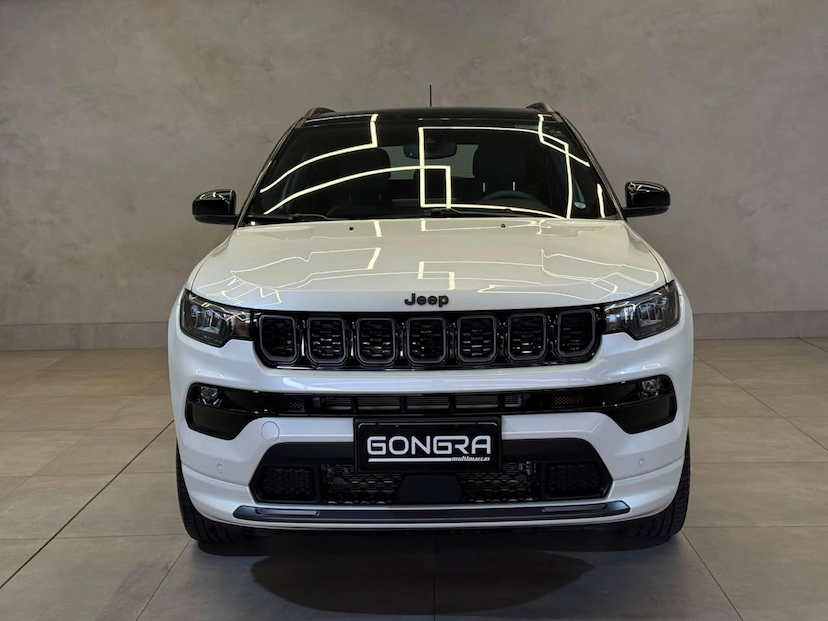 Foto do veículo JEEP COMPASS  SERIE S T 2025 4.500 KM 176.900,00