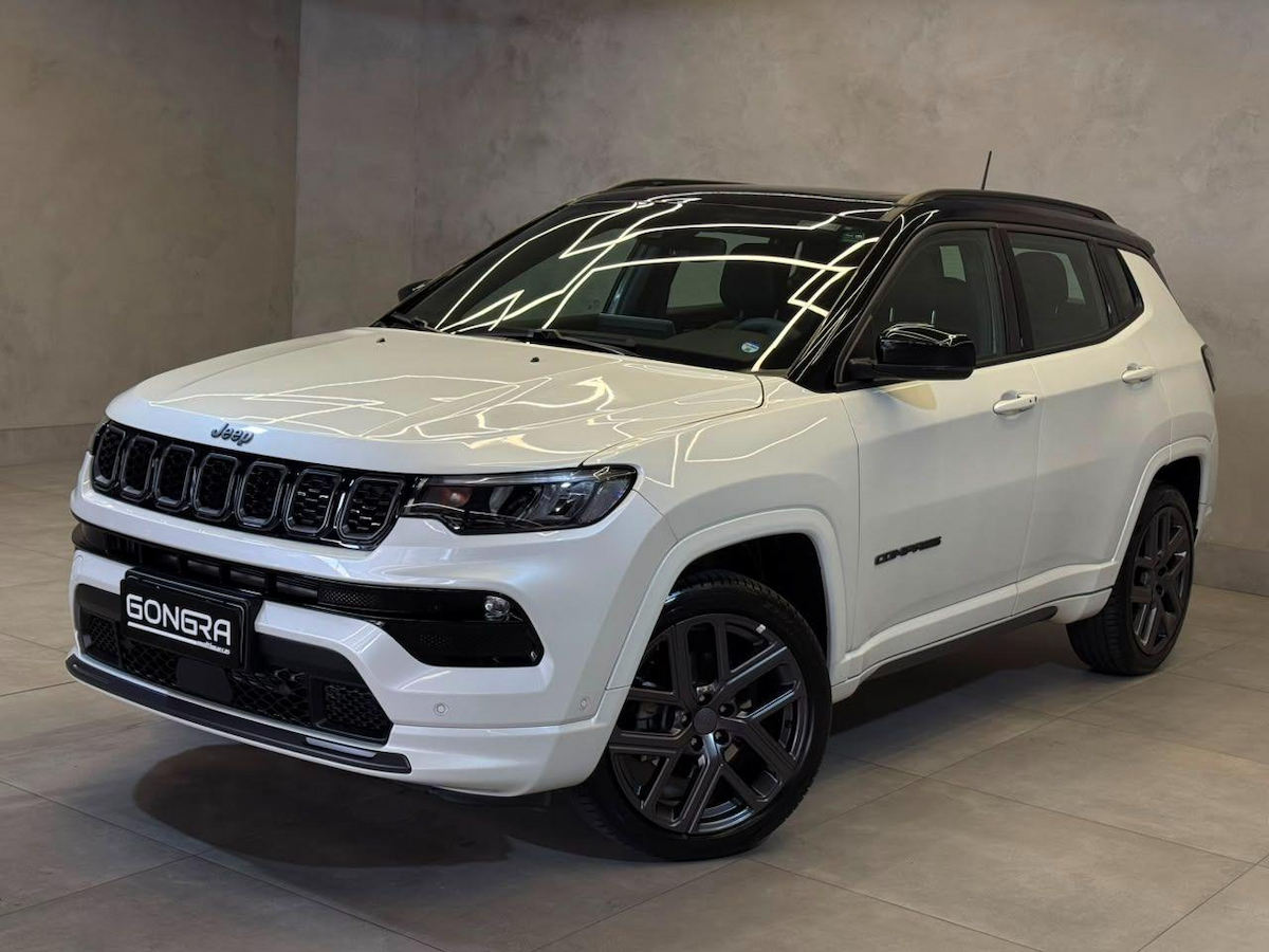 Foto do veículo JEEP COMPASS  SERIE S T 2025/2025 4.500 KM R$ 176.900,00