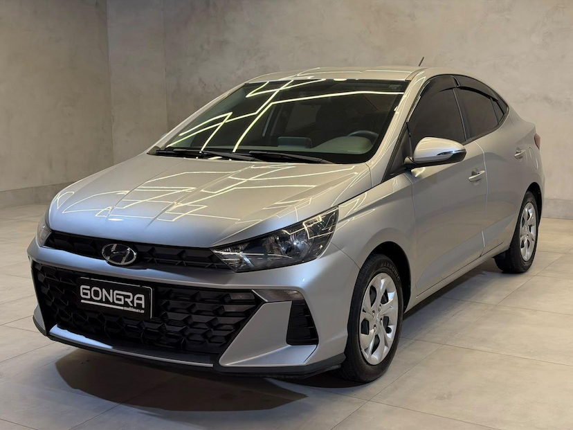 Foto do veículo HYUNDAI HB20S  1.0 CONFORT PLUS 12V FLEX 4P MANUAL 2023 74.000 KM 72.900,00