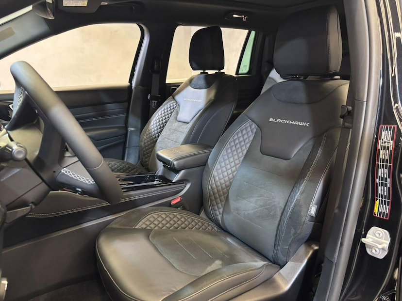 Foto do veículo JEEP COMMANDER COMMANDER BLACKHAWK 2025 65 KM 224.900,00