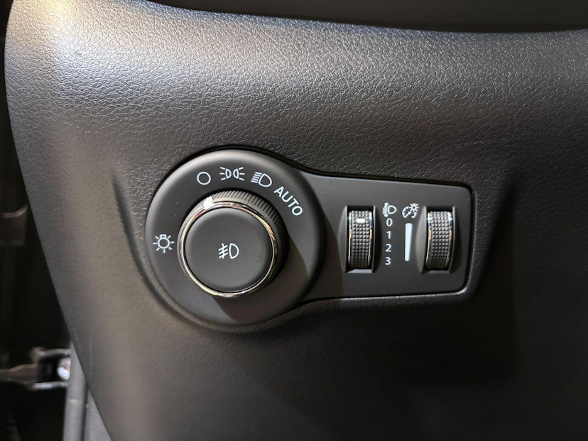 Foto do veículo JEEP COMMANDER COMMANDER BLACKHAWK 2025 65 KM 224.900,00