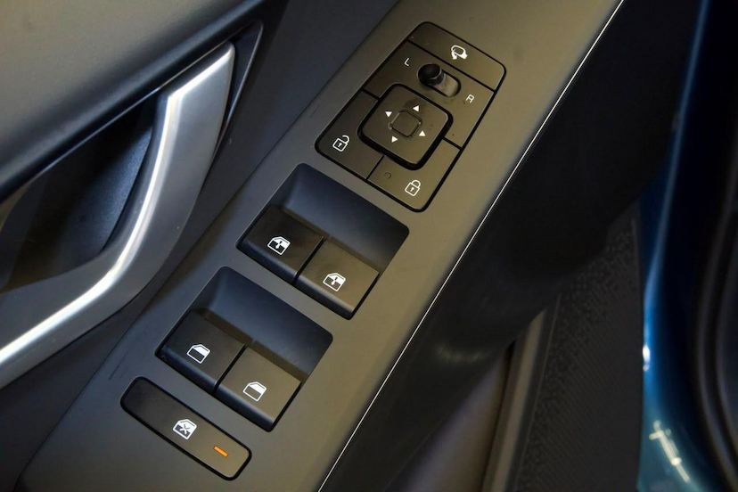 Foto do veículo KIA NIRO  SX PRESTIGE 1.6 GDI (HÍBRIDO) 2026 6.338 KM 182.900,00