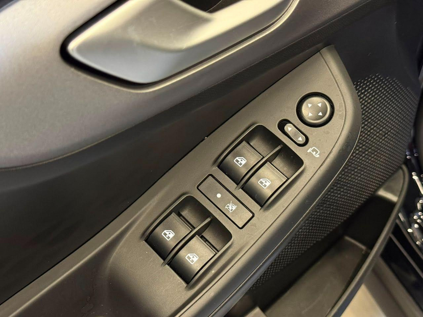 Foto do veículo FIAT FASTBACK  AUDACE 2025 22.800 KM 115.900,00