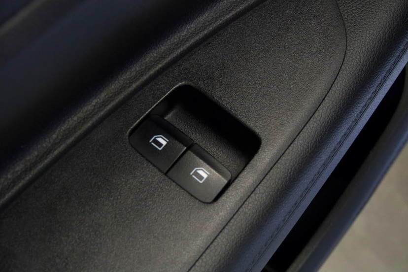 Foto do veículo HYUNDAI HB20  1.0 SENSE 2023 50.278 KM 65.900,00