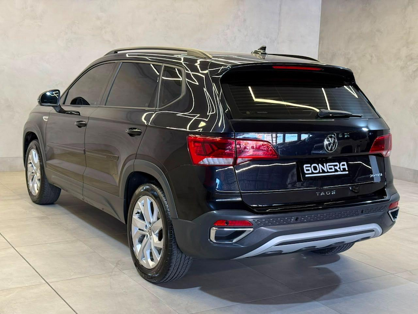 Foto do veículo VOLKSWAGEN TAOS  COMFORTLINE TSI AE 2022 61.642 KM 119.900,00
