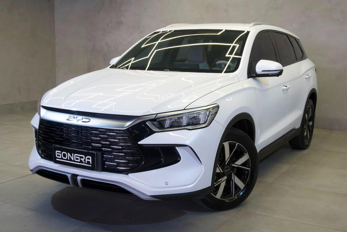 Foto do veículo BYD SONG PLUS  PRO DM-I 2024/2025 39.860 KM R$ 164.900,00