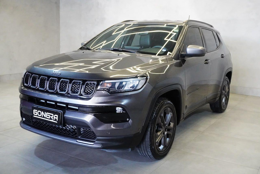 Foto do veículo JEEP COMPASS  T270 80 ANOS 1.3 TB 4X2 FLEX AUT 2022 61.500 KM 119.900,00