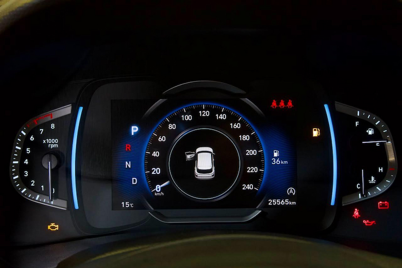 Foto do veículo HYUNDAI CRETA  1TA PLTINUM 2025 25.564 KM 144.900,00