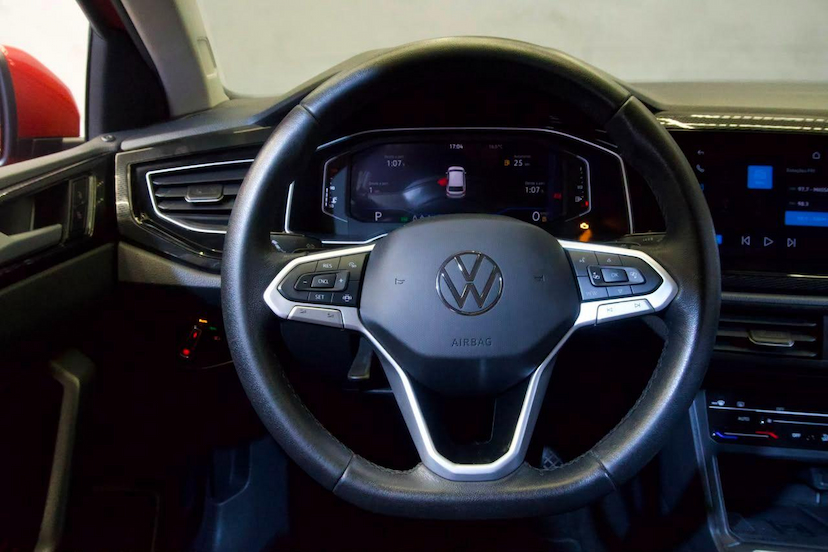 Foto do veículo VOLKSWAGEN POLO  HL AB 2024 51.263 KM 97.900,00