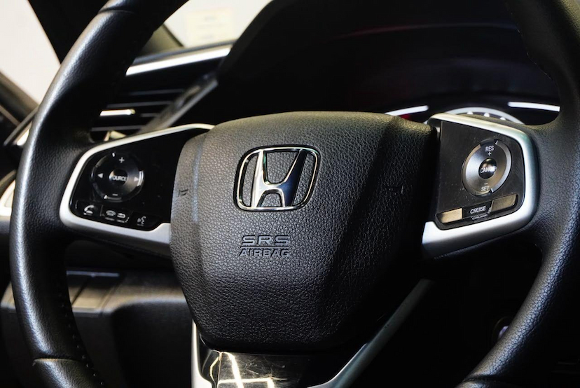 Foto do veículo HONDA CIVIC  2.0 16V FLEXONE  EX CVT 2018 90.651 KM 107.900,00