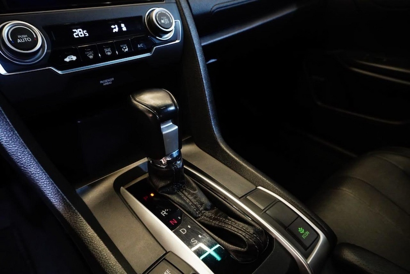 Foto do veículo HONDA CIVIC  2.0 16V FLEXONE  EX CVT 2018 90.651 KM 107.900,00
