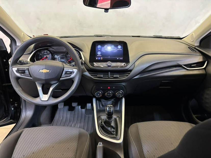 Foto do veículo CHEVROLET ONIX  1.0MT LT2 2021 74.310 KM 64.900,00