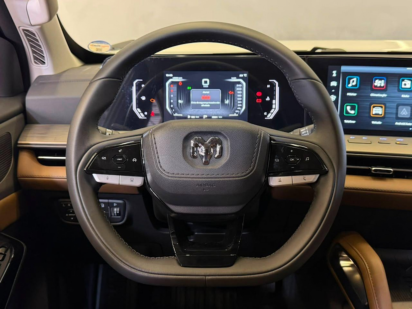 Foto do veículo RAM DAKOTA  LARAMIE 2.2 AT8 4X4 2026 3.200 KM 272.900,00