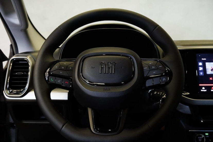 Foto do veículo FIAT TORO  FREED T270 AT6 2025 15.373 KM 134.900,00
