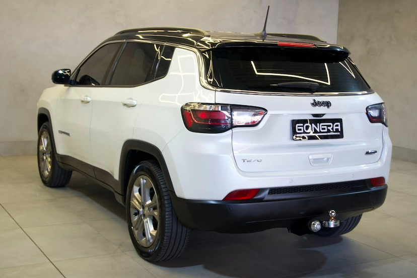 Foto do veículo JEEP COMPASS  LONG TF 2023 4.465 KM 133.900,00