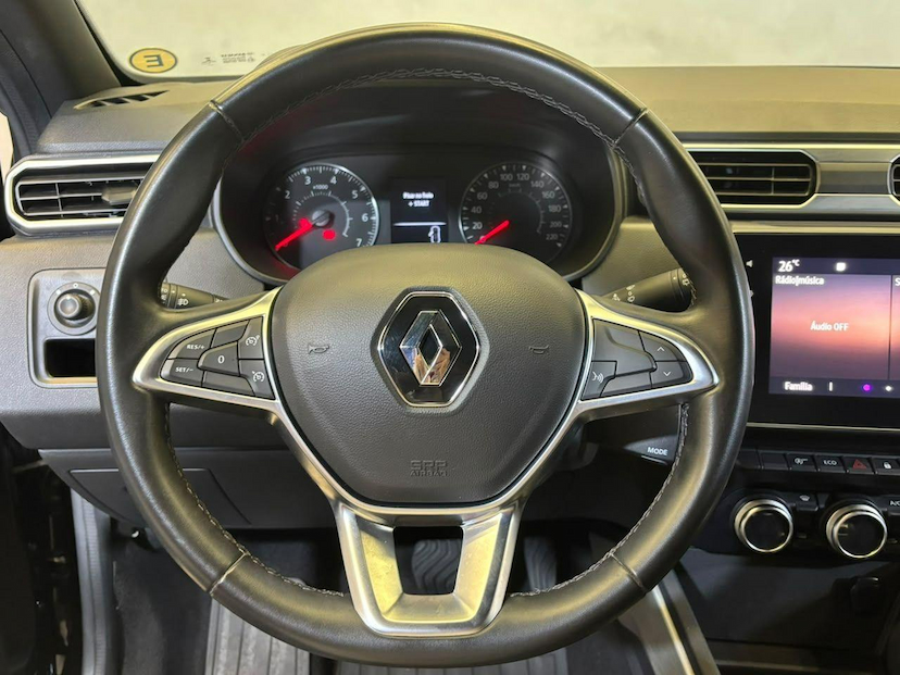 Foto do veículo RENAULT DUSTER  ICO16 CVT 2021 77.500 KM 89.900,00