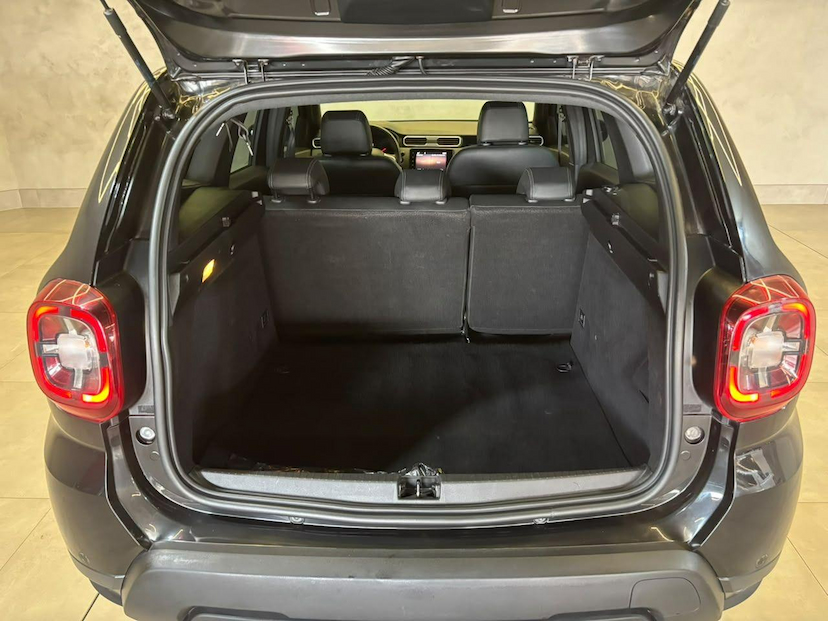 Foto do veículo RENAULT DUSTER  ICO16 CVT 2021 77.500 KM 89.900,00
