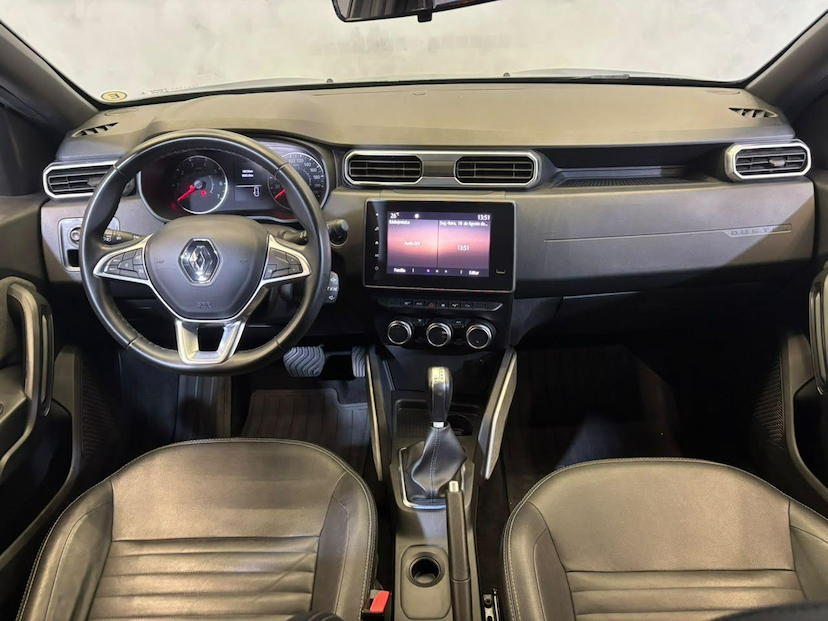 Foto do veículo RENAULT DUSTER  ICO16 CVT 2021 77.500 KM 89.900,00