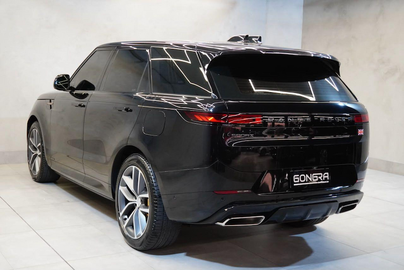 Foto do veículo LAND ROVER RANGE ROVER AUTOBIOGRAPHY RANGE R. . 3.0 P550E (HÍB.) 2025 13.726 KM 929.900,00